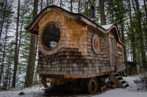 tiny-home-wooden-shingles