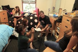 How to Move Your Kid to College Without Bawling Like a Baby | iMOVE